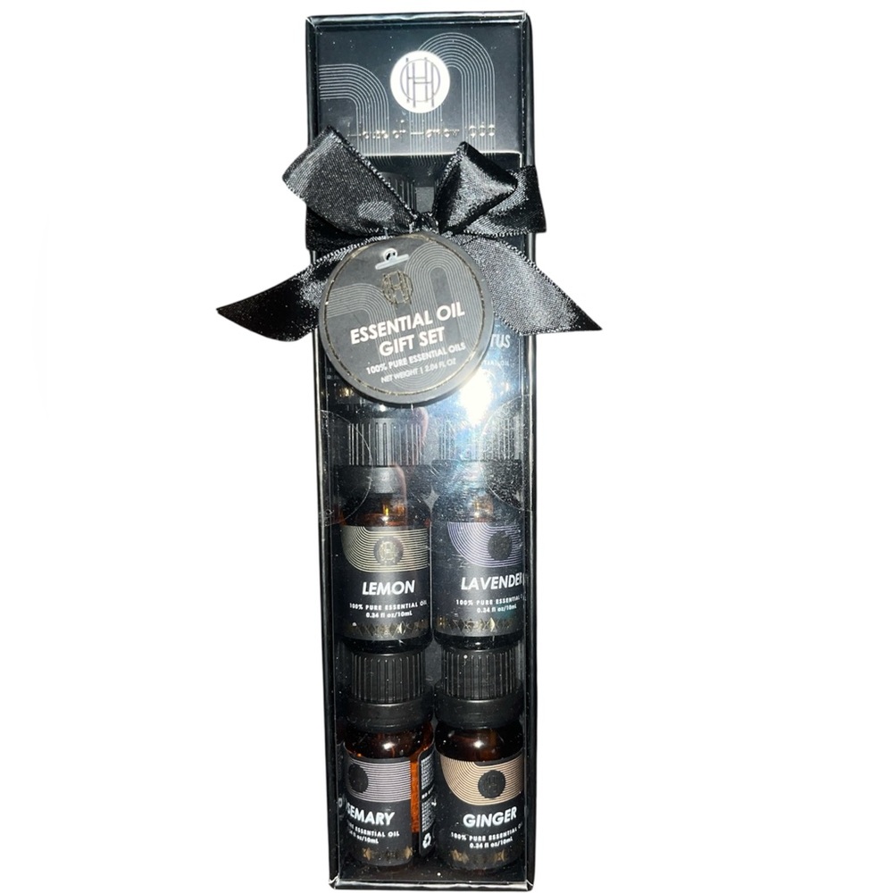 House of Harlow 1960 Essential Oil Set